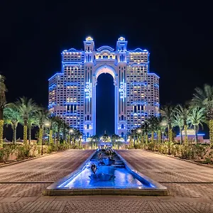 Rixos Marina فندق